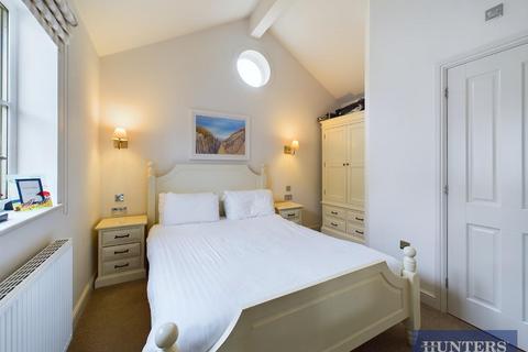 2 bedroom lodge for sale, Calvert Croft, Filey