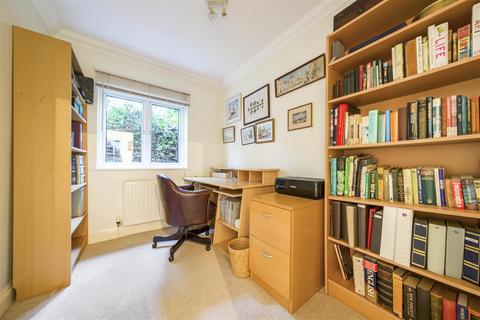 4 bedroom detached house for sale, Heracles Close, Park Street, St. Albans