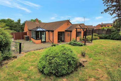 3 bedroom bungalow for sale, Orton Place, Wellingborough NN8