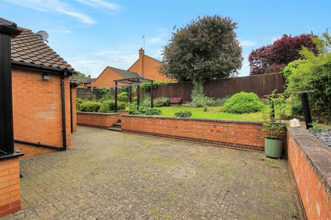 3 bedroom bungalow for sale, Orton Place, Wellingborough NN8
