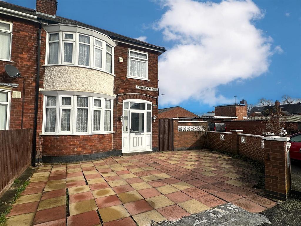 Cameron Avenue, Leicester LE4 3 bed end of terrace house for sale £