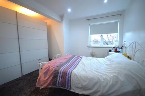 60 Austin Road, Castleford, WF10 3NW
