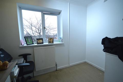 60 Austin Road, Castleford, WF10 3NW