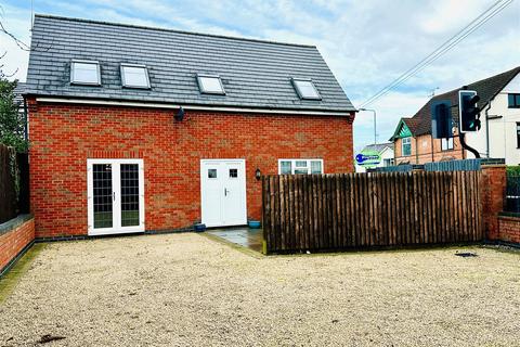 3 bedroom detached house for sale - Southfield Road, Hinckley