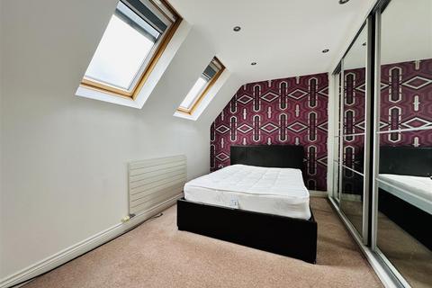 3 bedroom detached house for sale, Southfield Road, Hinckley