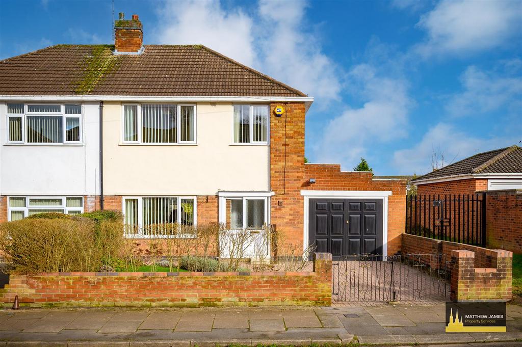 Malmesbury Road, Coventry 3 bed semidetached house for sale £280,000