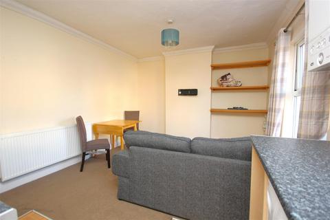 1 bedroom flat for sale, Park Road, Rushden NN10