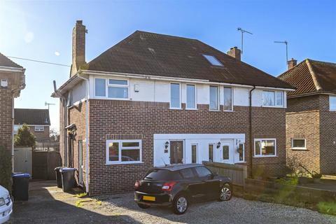 3 bedroom semi-detached house for sale, Terringes Avenue, Worthing