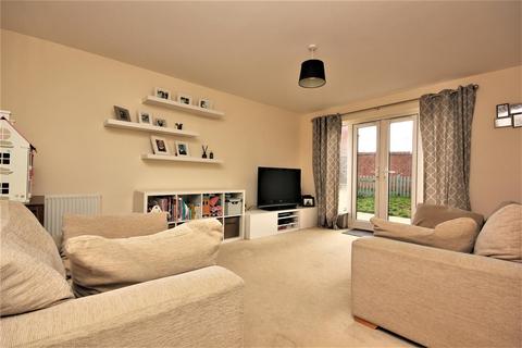 1 Bamburgh Close, Rushden, NN10 0TD