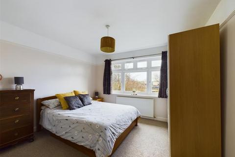 17 Windmill Hill, Ruislip, HA4 8QF