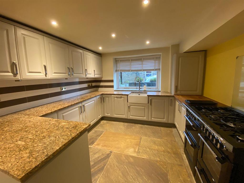 KITCHEN.png
