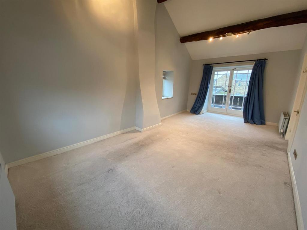 BEDROOM 1.png