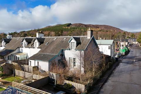 3 bedroom end of terrace house for sale, Ruthven Road, Kingussie