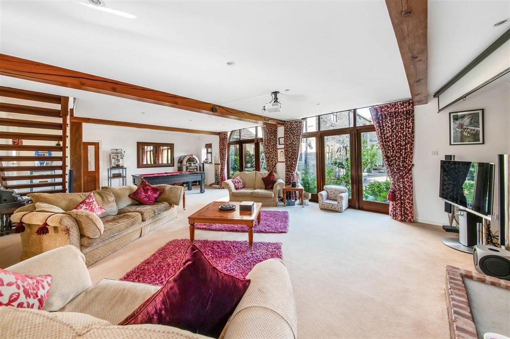 Greenside Road, Thurstonland, Huddersfield 7 bed detached house for
