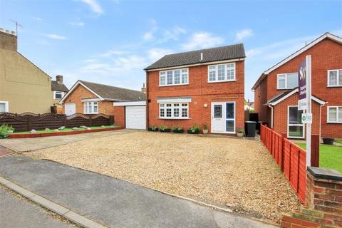 3 bedroom detached house for sale, Albion Place, Rushden NN10