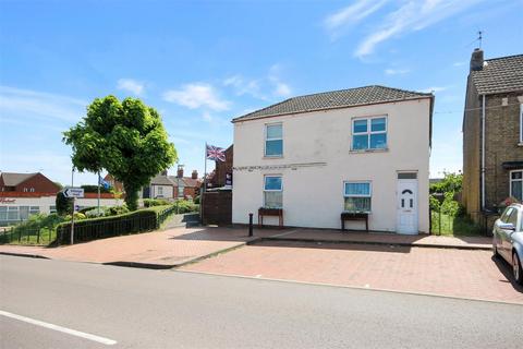 3 bedroom detached house for sale, Wollaston Road, Wellingborough NN29