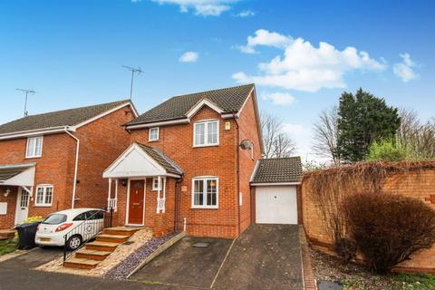27 Betjeman Close, Higham Ferrers, Rushden, NN10 8NR