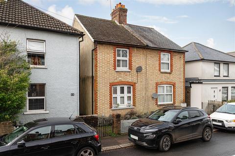 3 bedroom semi-detached house for sale - Priory Road, Reigate