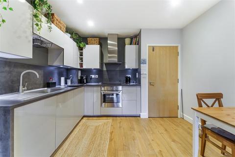 Flat 3, Venice House Aventine Avenue, Mitcham, CR4 1GB