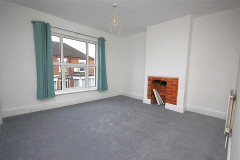 2 bedroom terraced house for sale - Moor Road, Rushden NN10