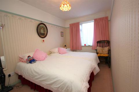 14 Farndish Road, Irchester, Wellingborough, NN29 7BE