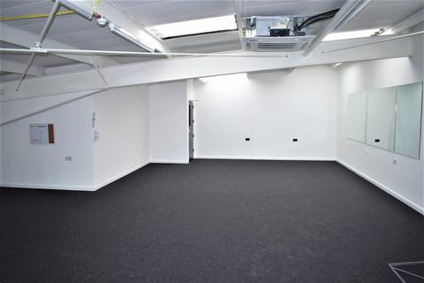 Office to rent - Chigwell Lane, Loughton
