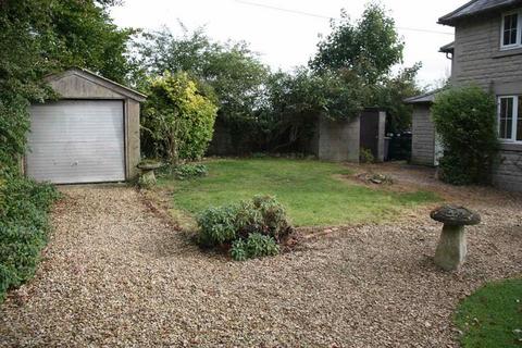 3 bedroom detached house to rent, The Lodge, Signett Hill, Burford, OX18 4JE