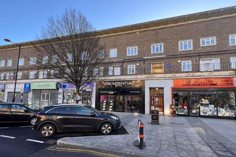Office to rent, The Broadway, Loughton