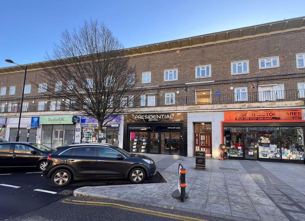 the-broadway-loughton-office-950-pcm-219-pw