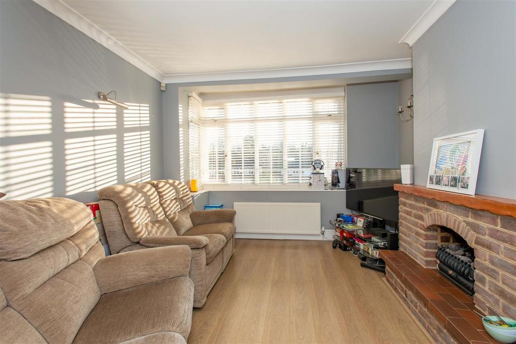 2024.02.12 67 Cloonmore Ave, BR6 9 LG-3658.jpg