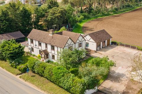 4 bedroom detached house for sale, Eastern Way, Heath And Reach, Bedfordshire