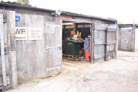 Warehouse to rent, Lincoln Road, Enfield