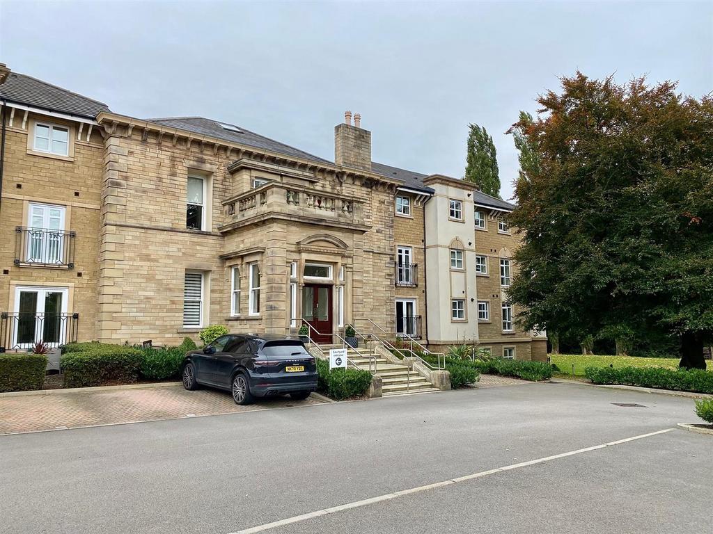Marmaville court 23 ext old part.jpg