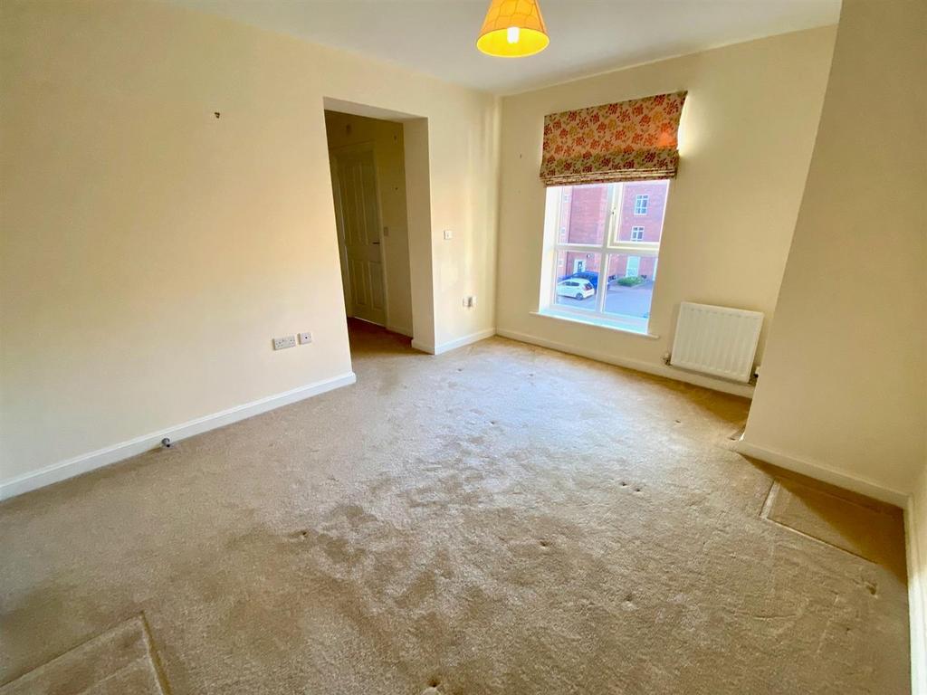 Marmaville court 39 bed 2.jpg
