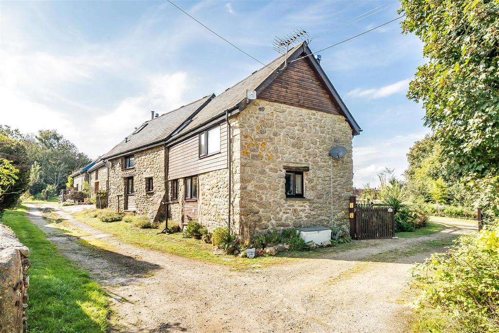 Moretonhampstead, Newton Abbot 3 bed terraced house for sale