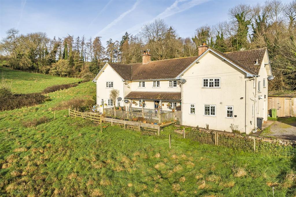 Dawlish 3 bed semidetached house for sale £325,000