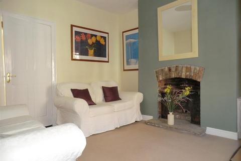 2 bedroom house to rent - 57 Minster MoorgateBeverleyEast Yorkshire