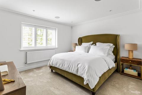 3 Chevron Close, Great Bookham, Leatherhead, KT23 4FH