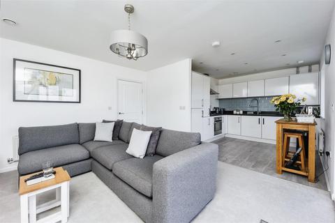 2 bedroom flat for sale, 7 Riverside Wharf, Dartford