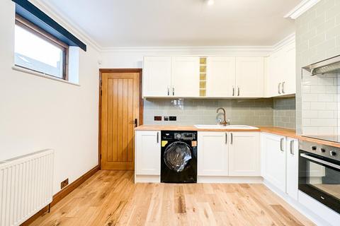 9 Kingston Road, Bristol, BS3 1DS