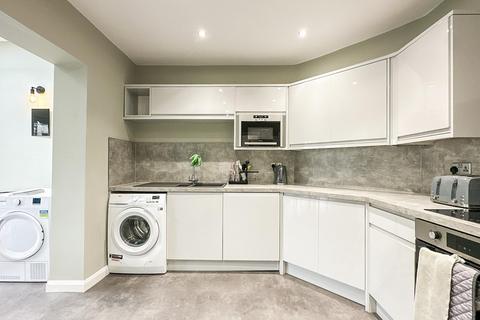 39 Tregarth Road, Bristol, BS3 2QR