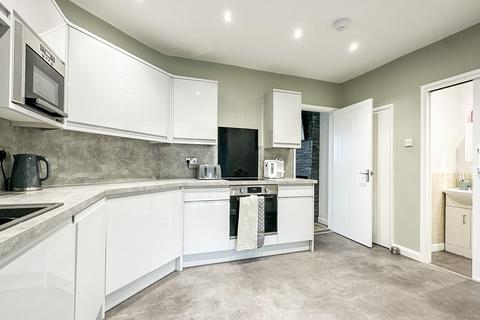 39 Tregarth Road, Bristol, BS3 2QR