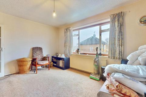 16a Millbrook Gardens, Chadwell Heath, Romford, RM6 6RP