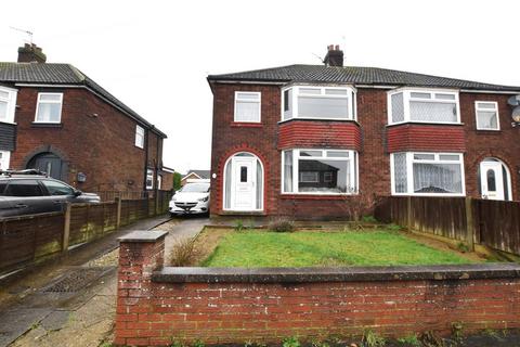 3 bedroom semi-detached house for sale, Morecambe Avenue, Scunthorpe