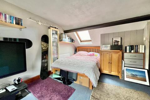 2 bedroom terraced house for sale, Chapel Lane, Stroud