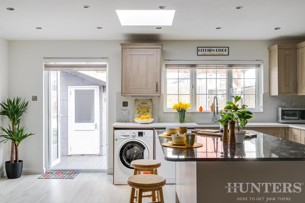 47 Brantwood Rd, London N17, UK-8.jpg