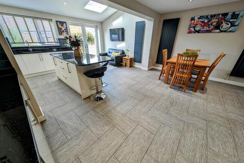 12 Lancaster Road, Yate, Bristol, BS37 5SU