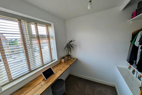 12 Lancaster Road, Yate, Bristol, BS37 5SU