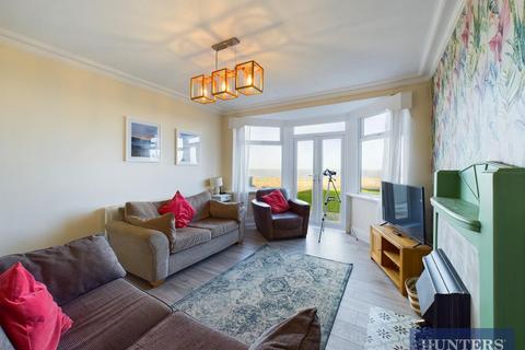 4 bedroom detached house for sale - Floraville, Killerby Cliff, Cayton Bay, Scarborough