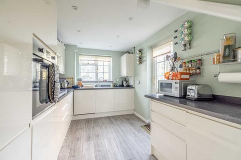 20 Balmoral, Maidenhead, SL6 6SU